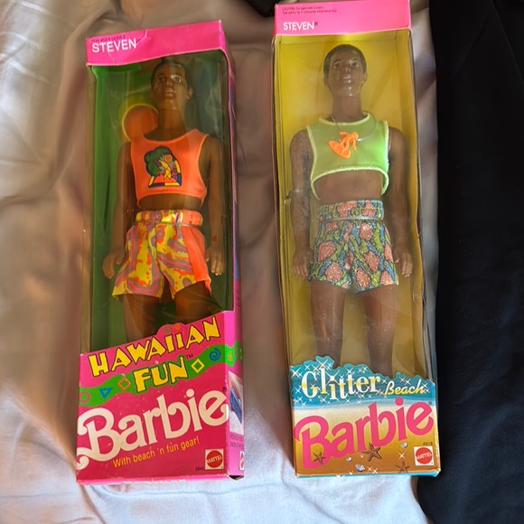 Hawaiian Fun and Glitter Beach Barbie Dolls - Picture 1 of 1